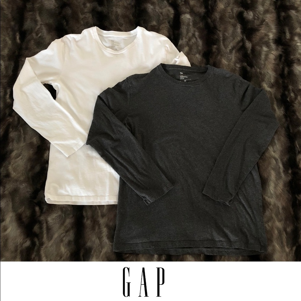 2 Gap Essential Crew Long Sleeved Tees